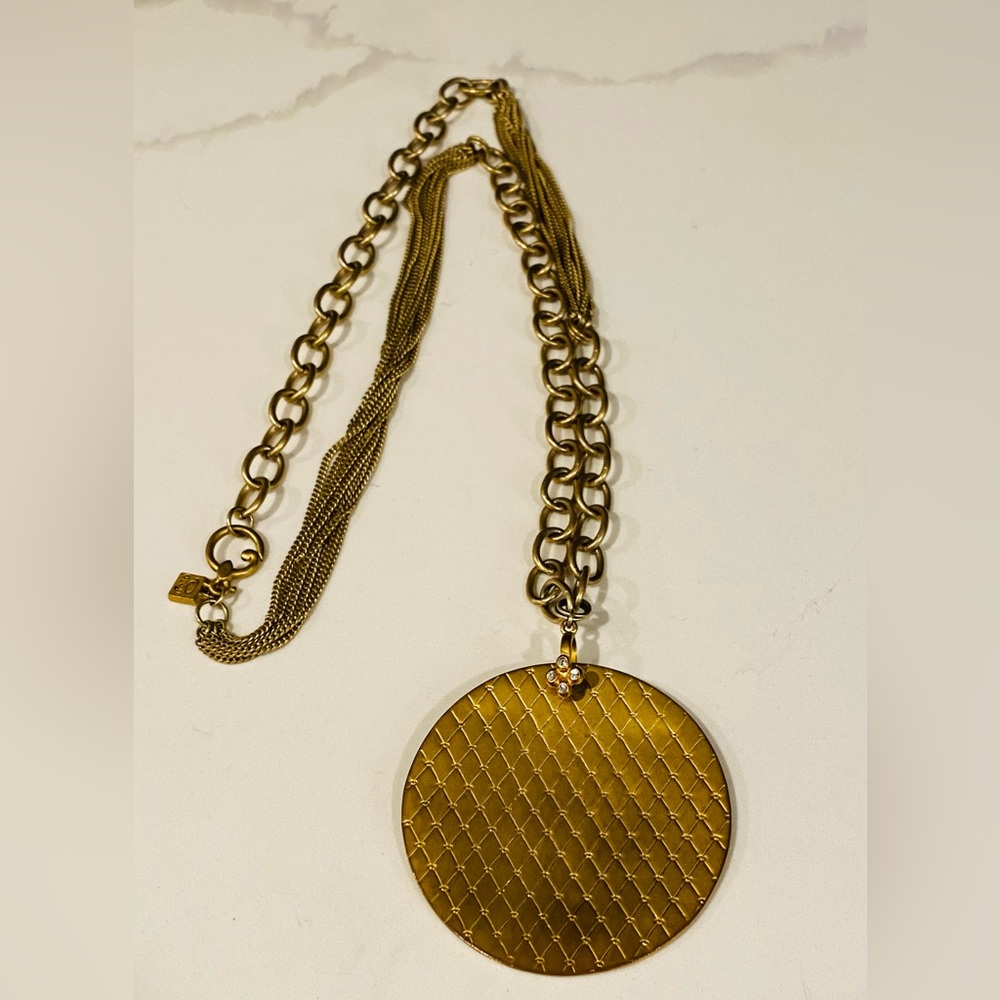Vintage Oscar de la Renta Gold Plated Statement Round Pendant Necklace